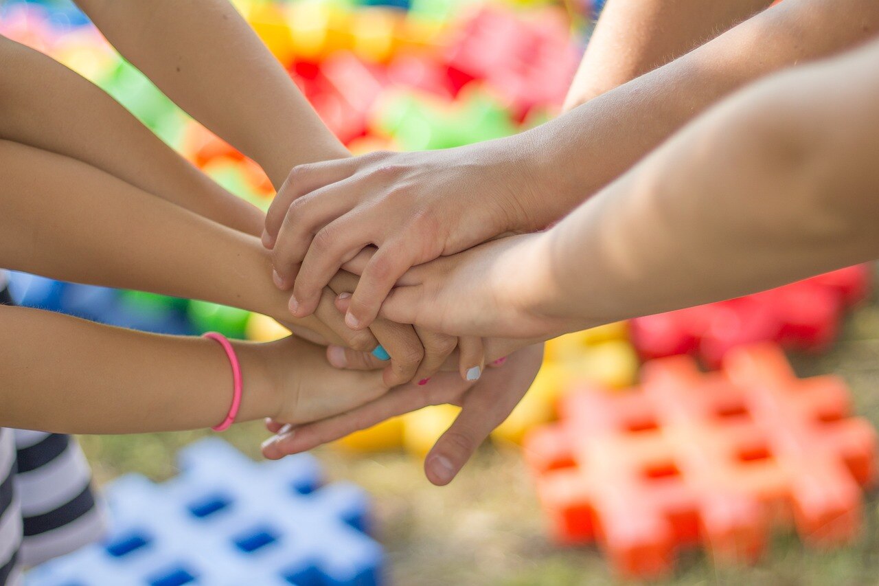 Kinderänder die übereinander liegen